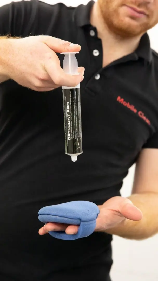 Keramische coating met Opti-Coat Pro+ producten door Mobile Clean<sup>®</sup> Gentbrugge